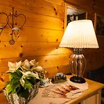 Bed & Breakfast Happy Days *